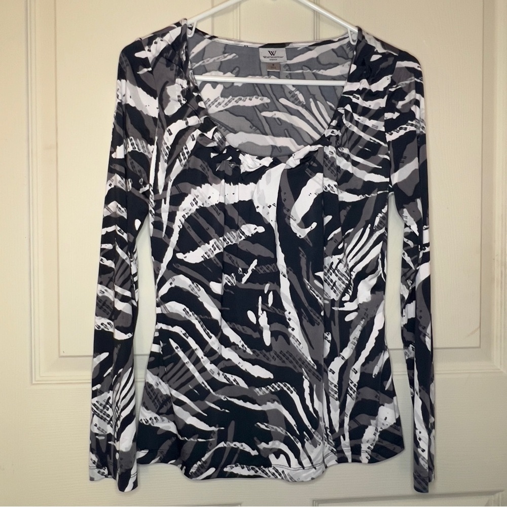 ‼️3/$10‼️Stretch printed longsleeve like new